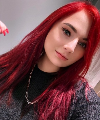 Полина